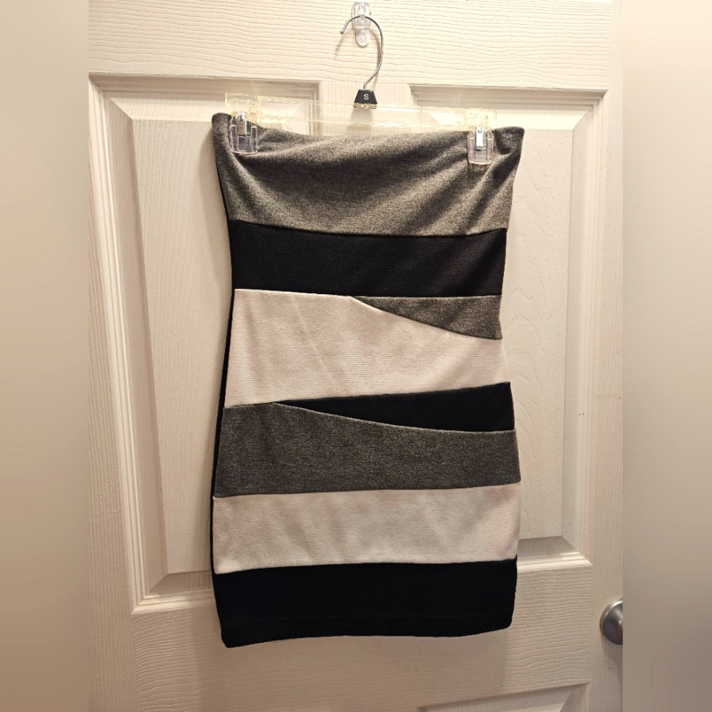 Forever 21 strapless dress